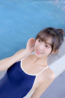 不扣纽扣的女孩完整版